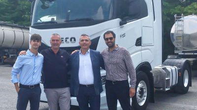 News Autotrasporti Biglietti rinnova la flotta con 23 IVECO S-Way per il trasporto liquidi alimentari in cisterna - AUTO INDUSTRIALE BERGAMASCA