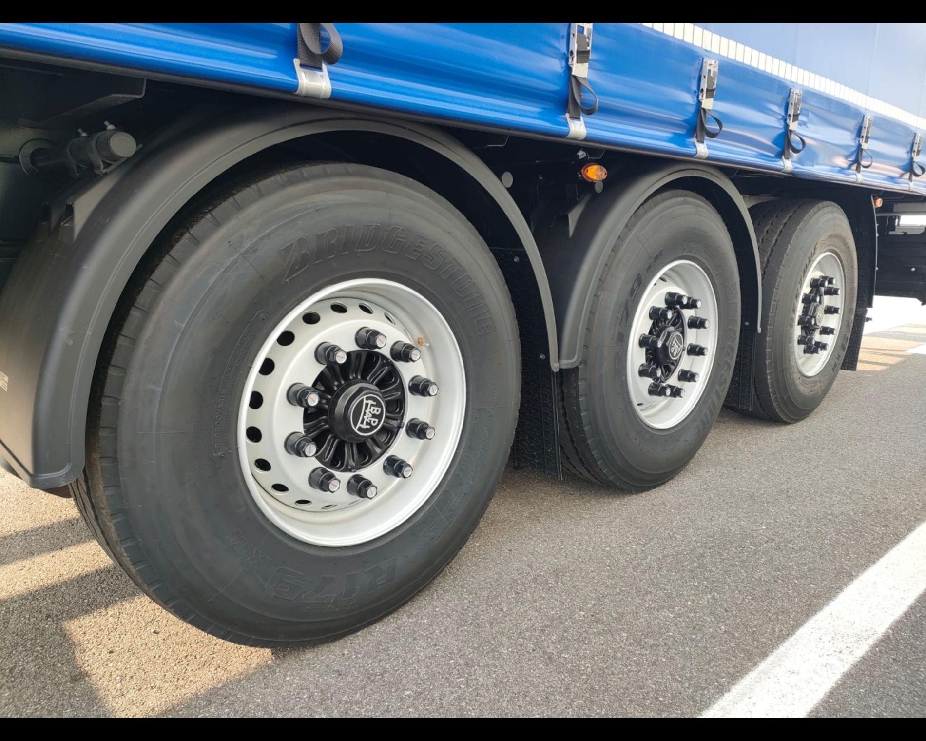 Altri marchi KOEGEL S24-1 CARGO SEM. CENTINATO ALLA FRANCESE - AUTO INDUSTRIALE BERGAMASCA