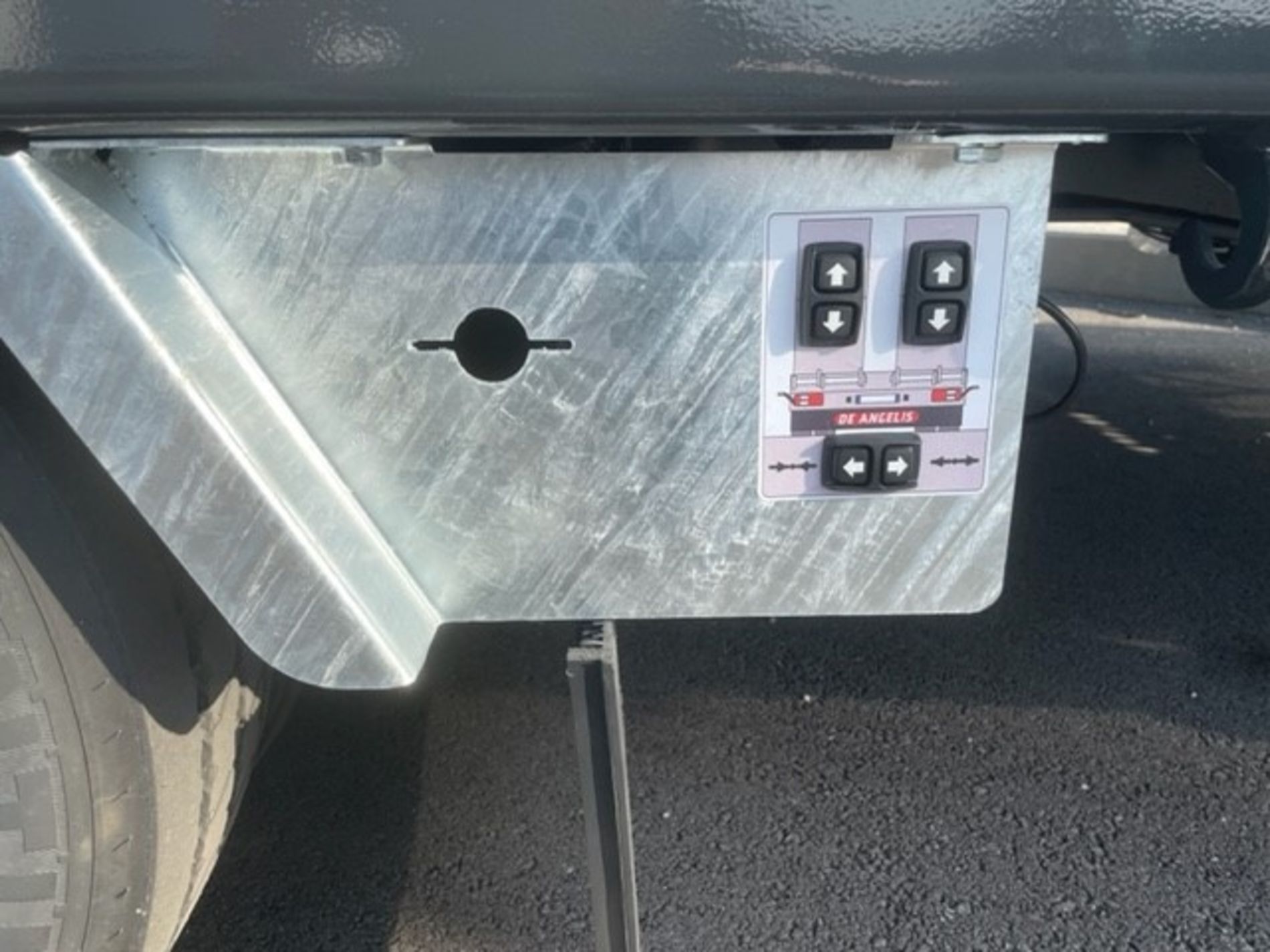 Altri marchi SEMIRIMORCHIO DE ANGELIS A TRE ASSI MOD. D4S003-3S425P_F - AUTO INDUSTRIALE BERGAMASCA