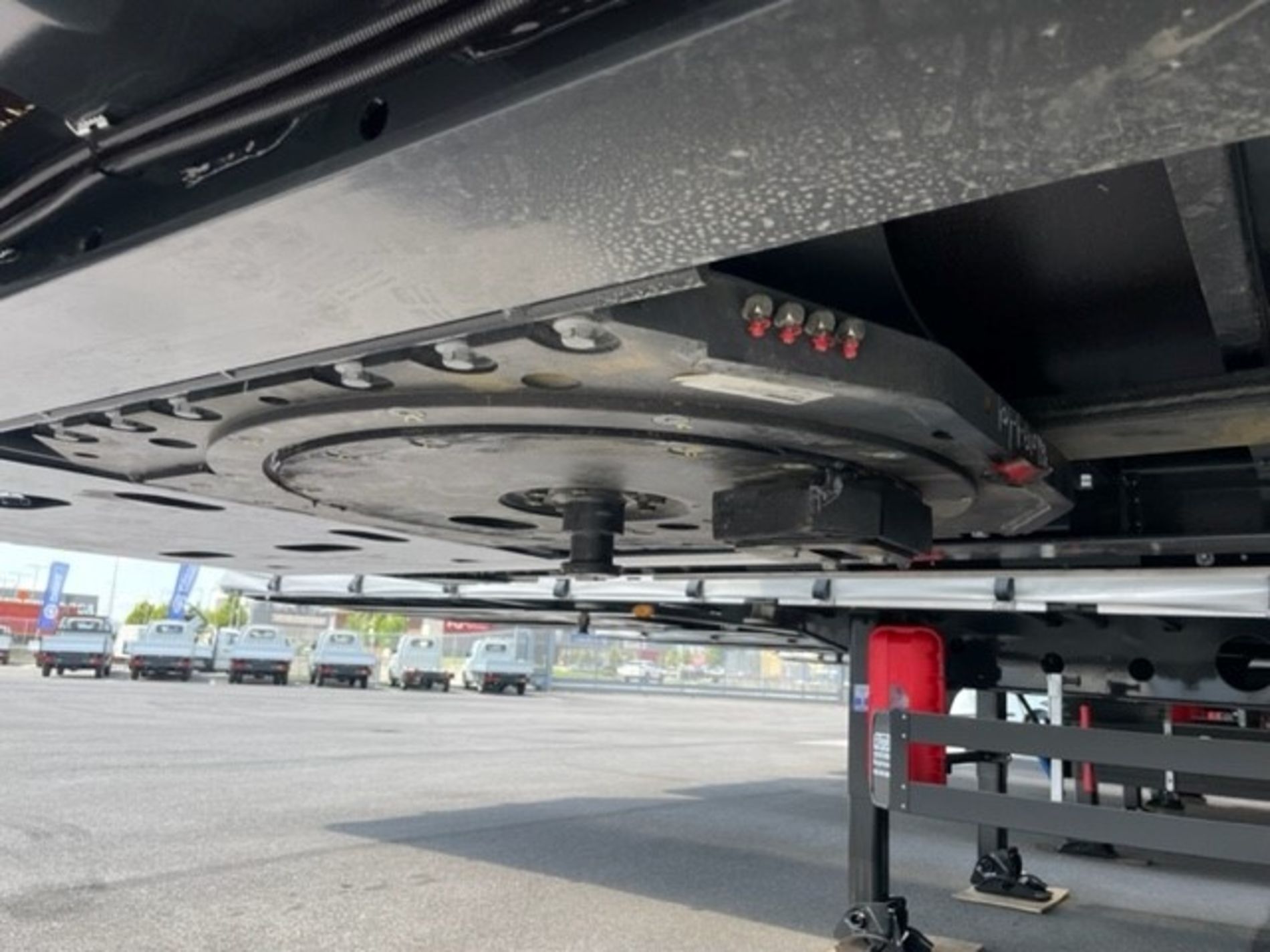 Altri marchi SEMIRIMORCHIO OMAR DUE ASSI MOD. CITY TRAILERS DA 11500 MM. - AUTO INDUSTRIALE BERGAMASCA