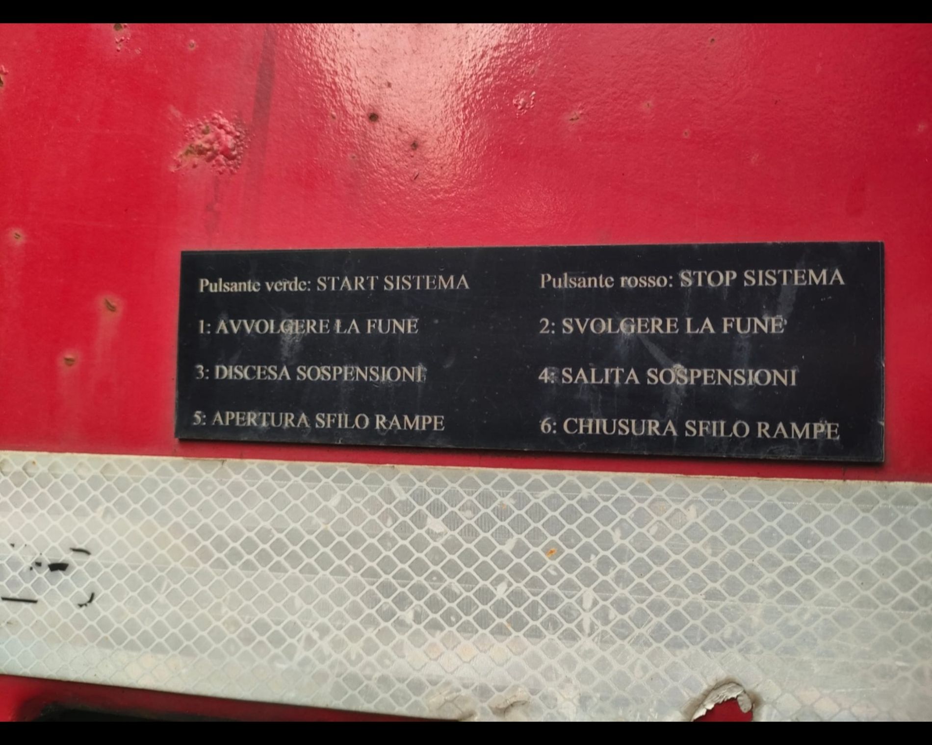 Altri marchi SEMIRIMORCHIO BERTOJA MOD. S31 - AUTO INDUSTRIALE BERGAMASCA