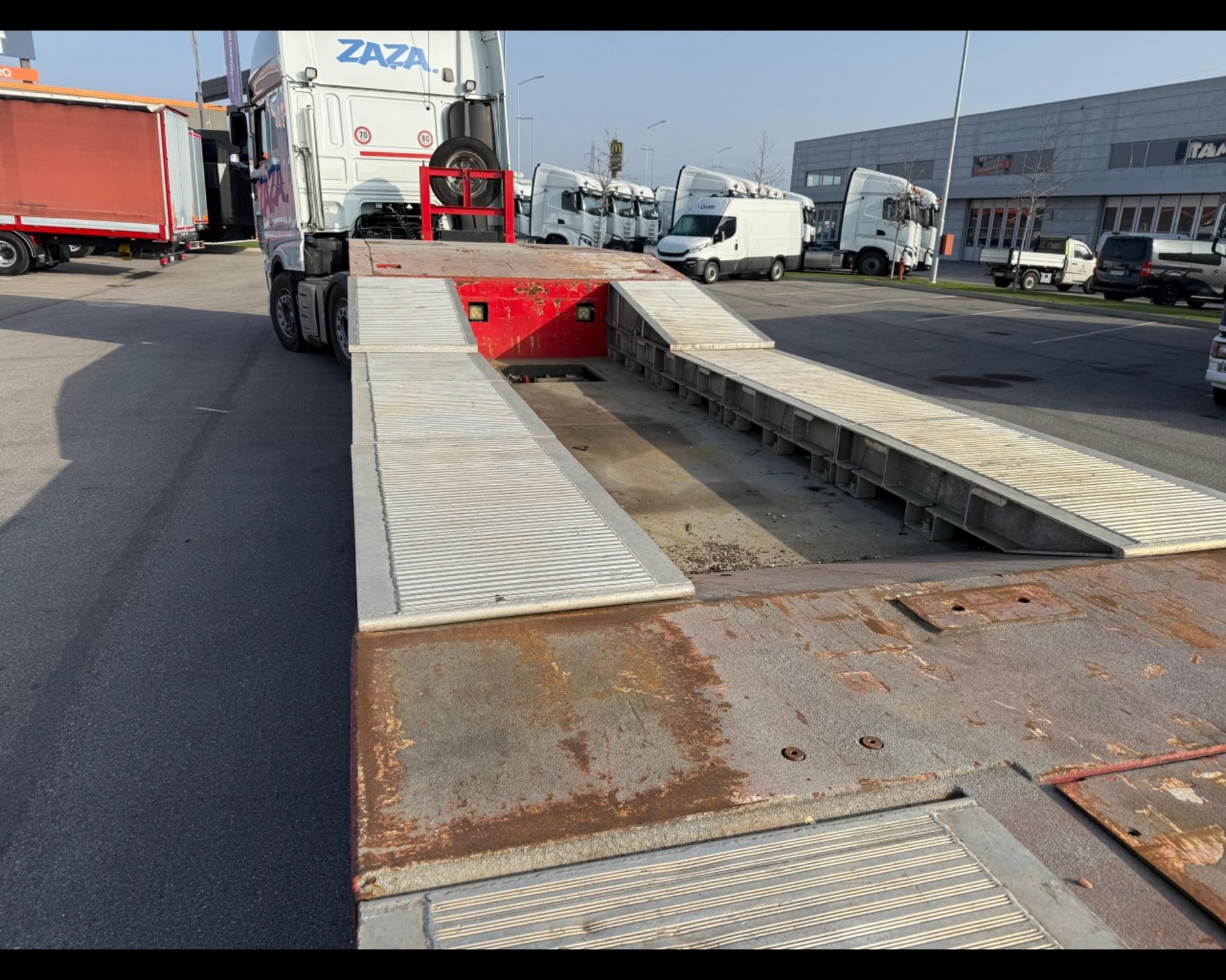 Altri marchi SEMIRIMORCHIO BERTOJA MOD. S31 - AUTO INDUSTRIALE BERGAMASCA