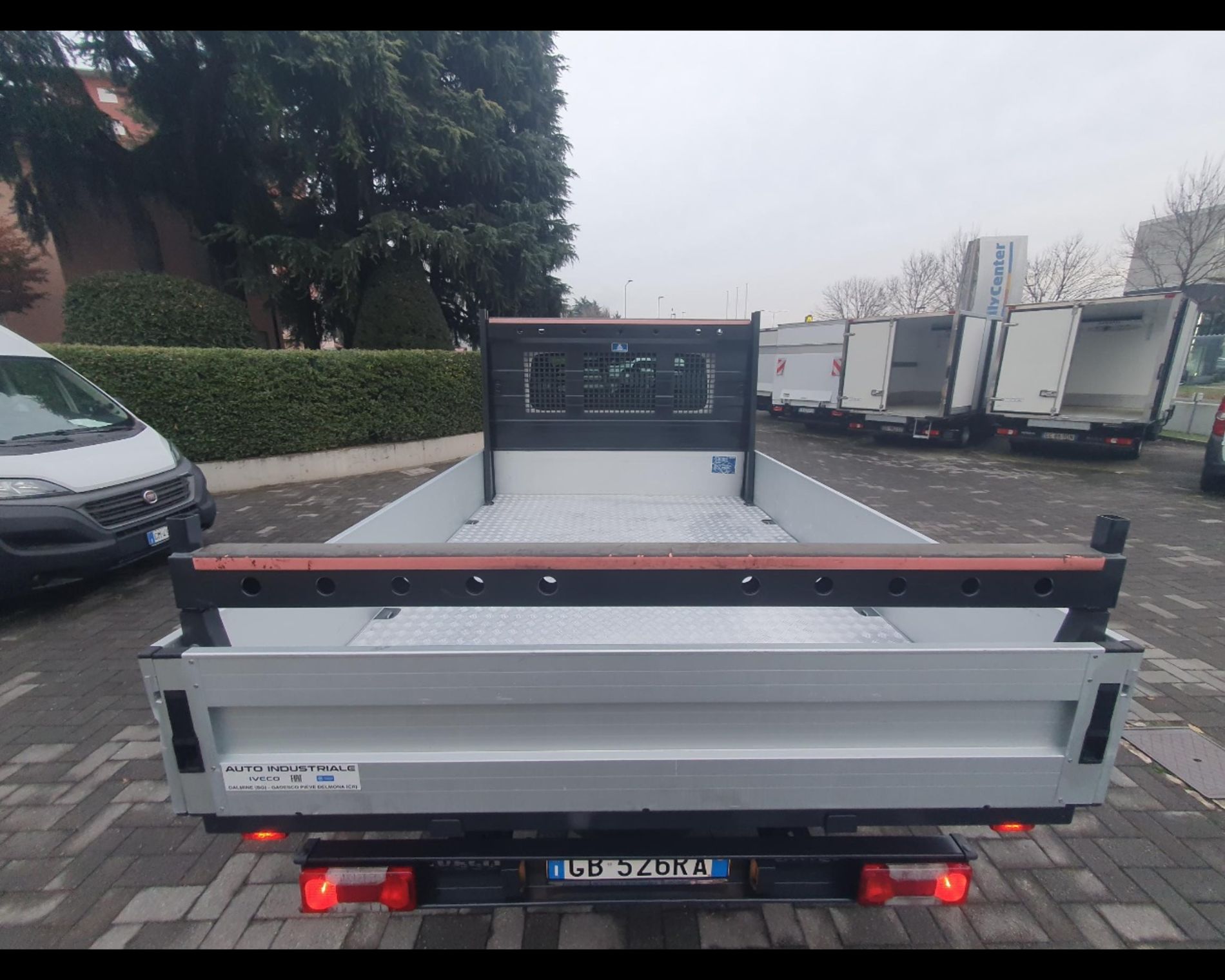 IVECO IVECO DAILY 35S12 DOPPIA CABINA e CASSONE FISSO - AUTO INDUSTRIALE BERGAMASCA