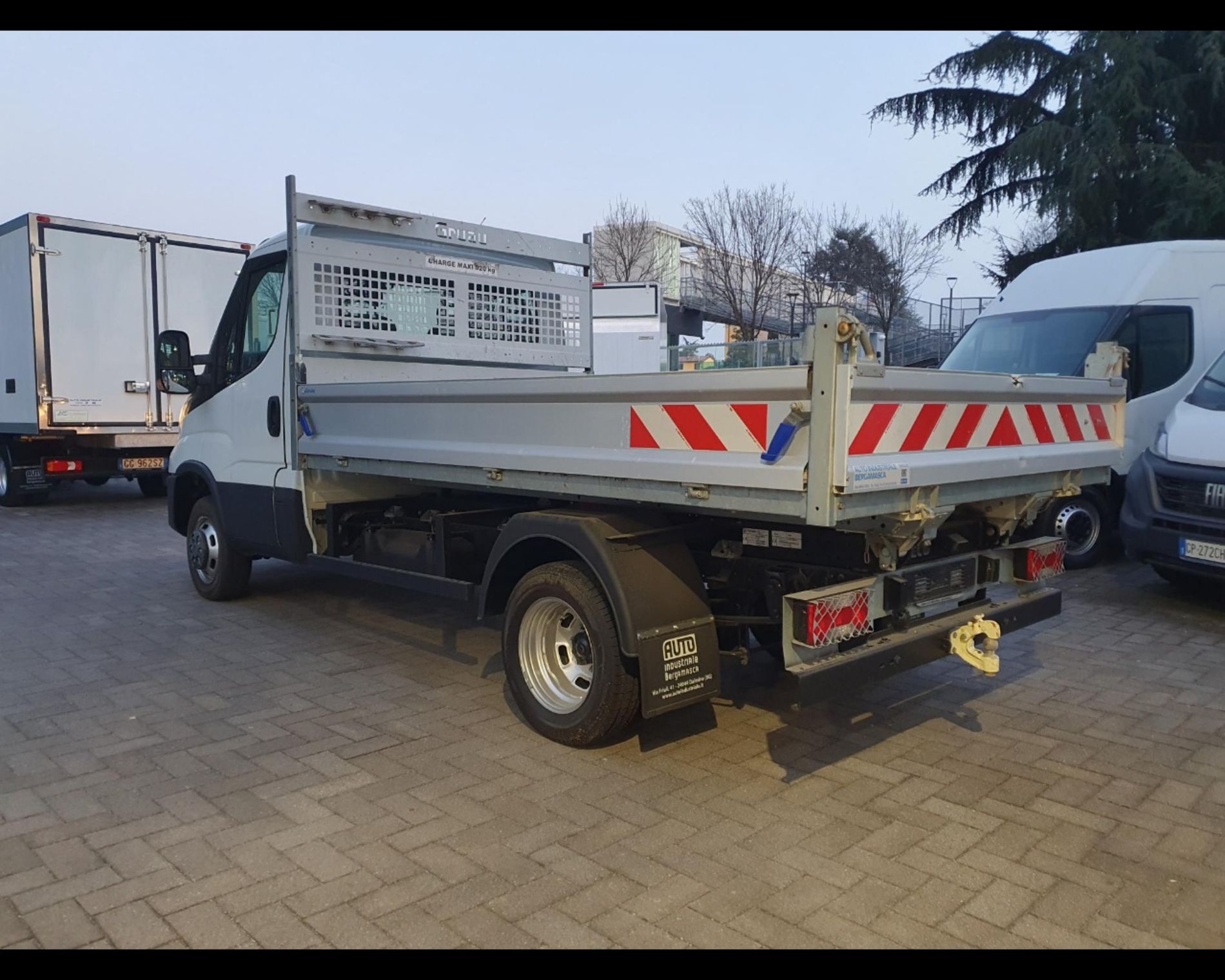 IVECO IVECO DAILY 35C14 CON RIBALTABILE  - AUTO INDUSTRIALE BERGAMASCA