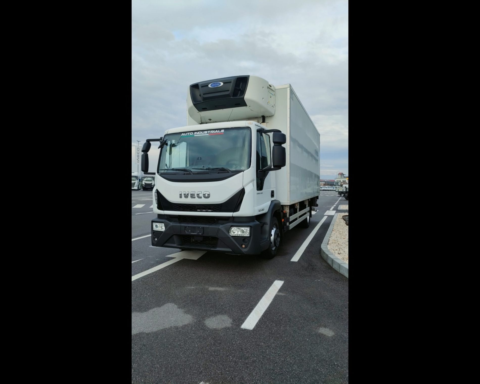 IVECO EUROCARGO ML 140 E 28/P CELLA ISOTERMICA CON SPONDA RETRATTILE  - AUTO INDUSTRIALE BERGAMASCA