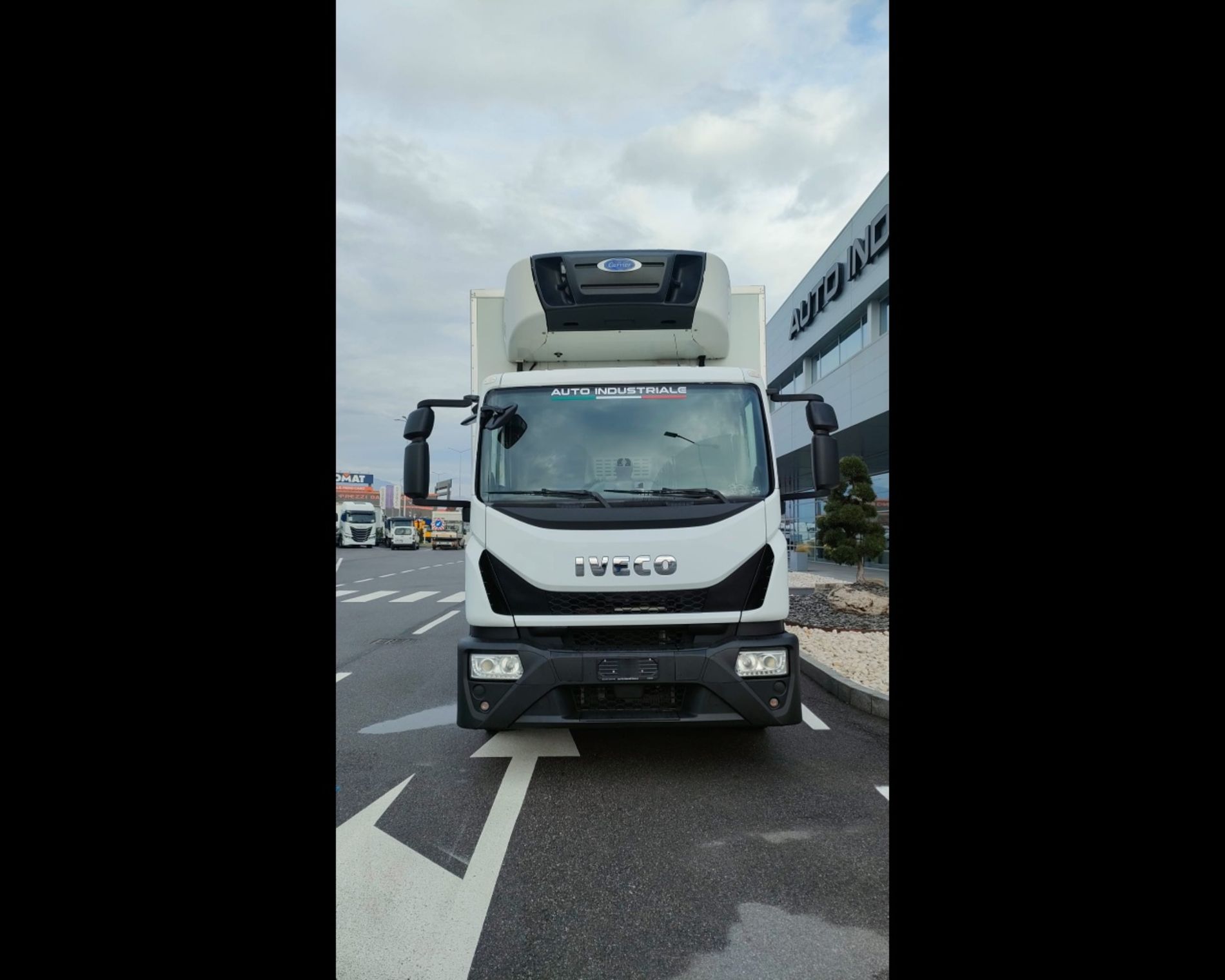 IVECO EUROCARGO ML 140 E 28/P CELLA ISOTERMICA CON SPONDA RETRATTILE  - AUTO INDUSTRIALE BERGAMASCA