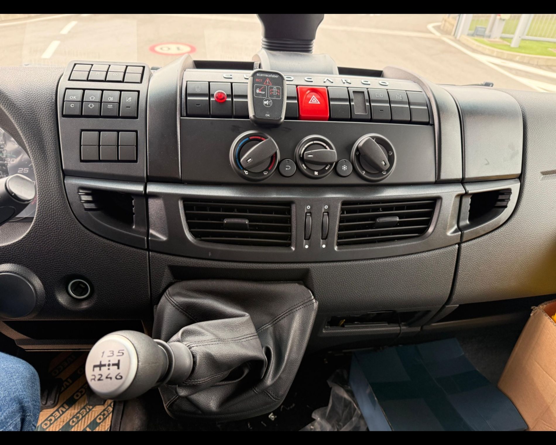 IVECO ML140E25P CAB. CC TB P.3690 6M E6E MY15 - AUTO INDUSTRIALE BERGAMASCA