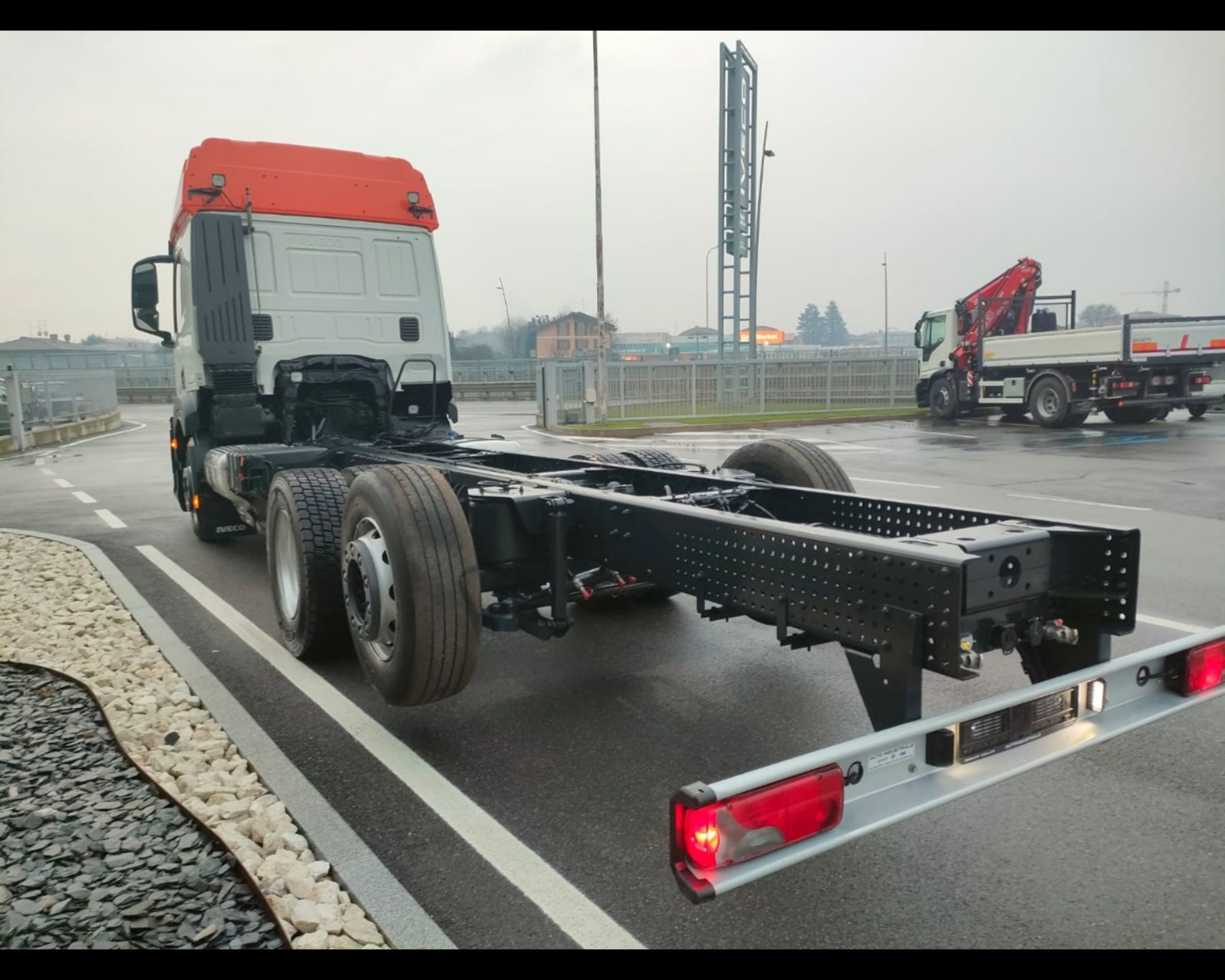 IVECO S-WAY AT 480CV TELAIO 3ASSI - AUTO INDUSTRIALE BERGAMASCA