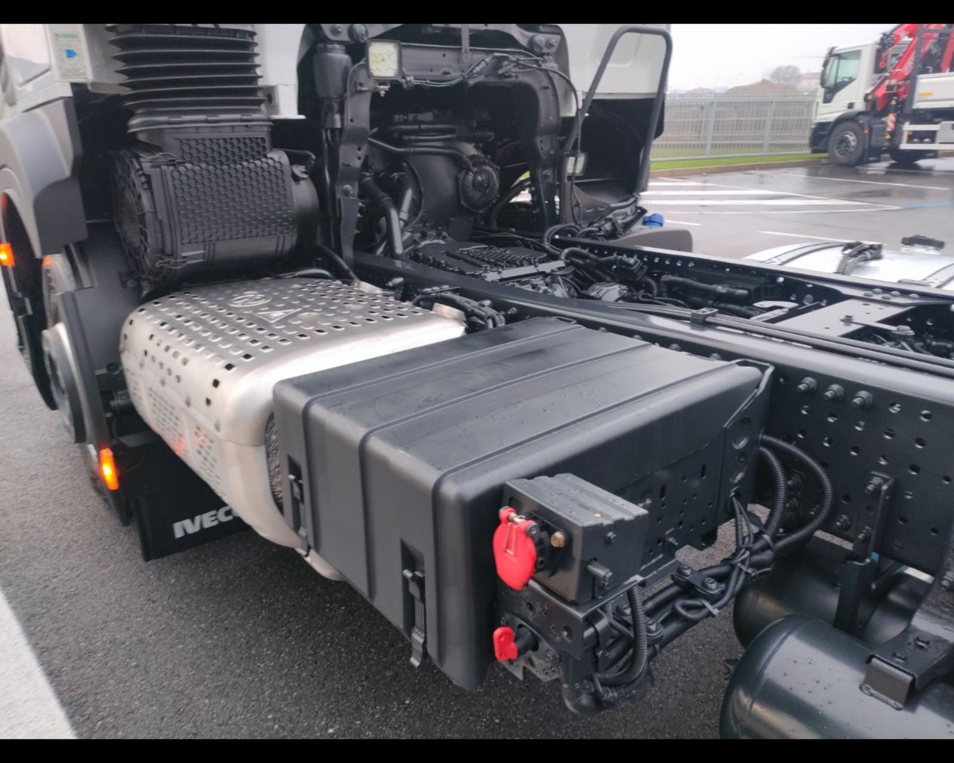 IVECO S-WAY AT 480CV TELAIO 3ASSI - AUTO INDUSTRIALE BERGAMASCA