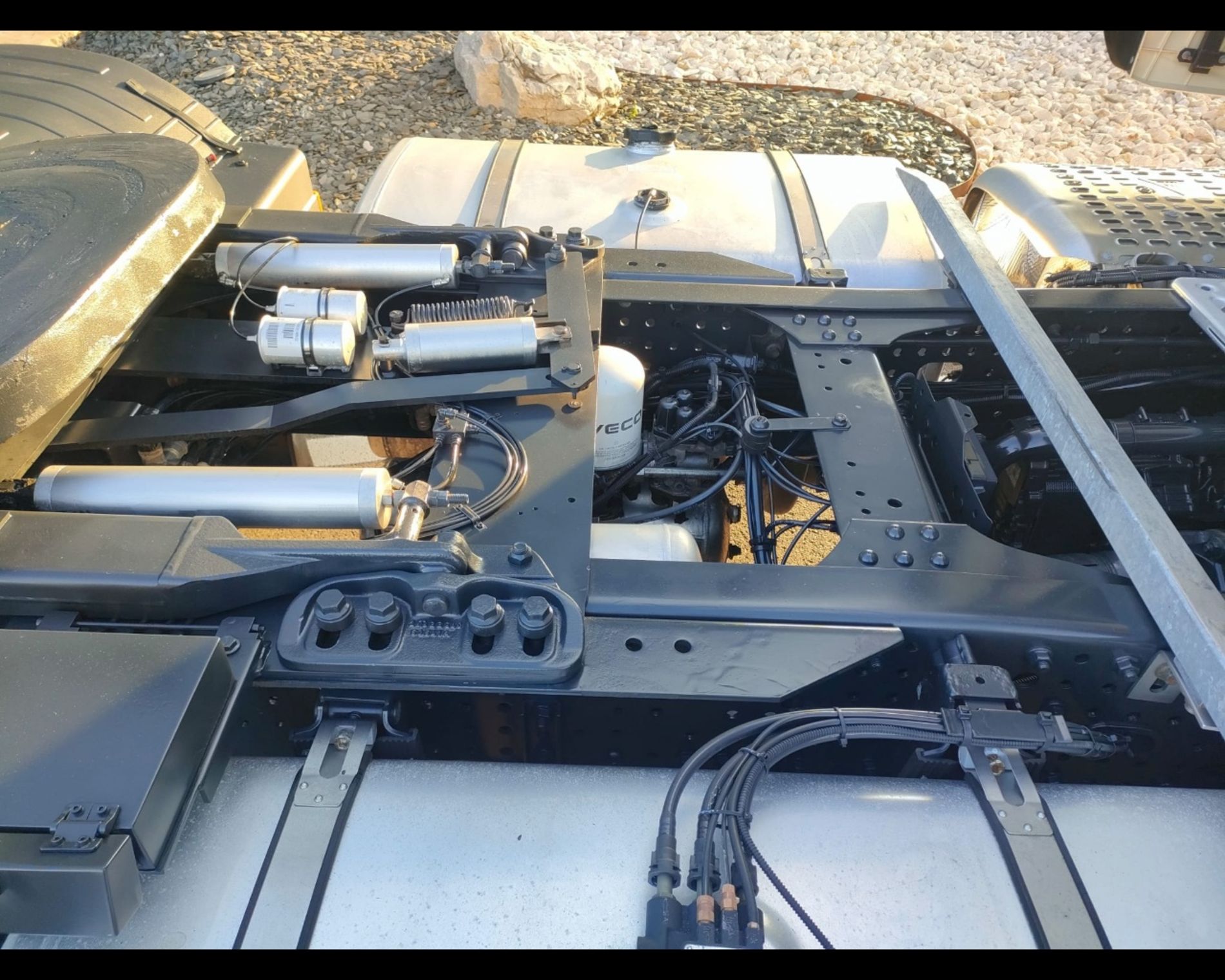 IVECO S-Way AS 440.180 - S-Way AS 440.180 4x2 C13 S49T/FP LT hi-tronix - AUTO INDUSTRIALE BERGAMASCA