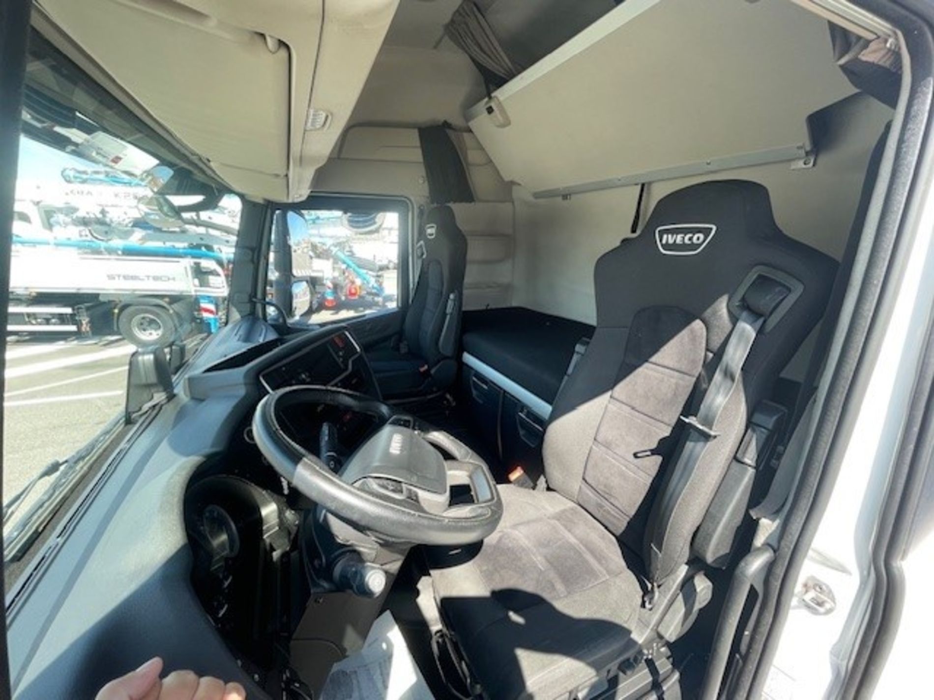 IVECO S-WAY TRATTORE 480CV AUTOMATICO INTARDER A.D.R - AUTO INDUSTRIALE BERGAMASCA