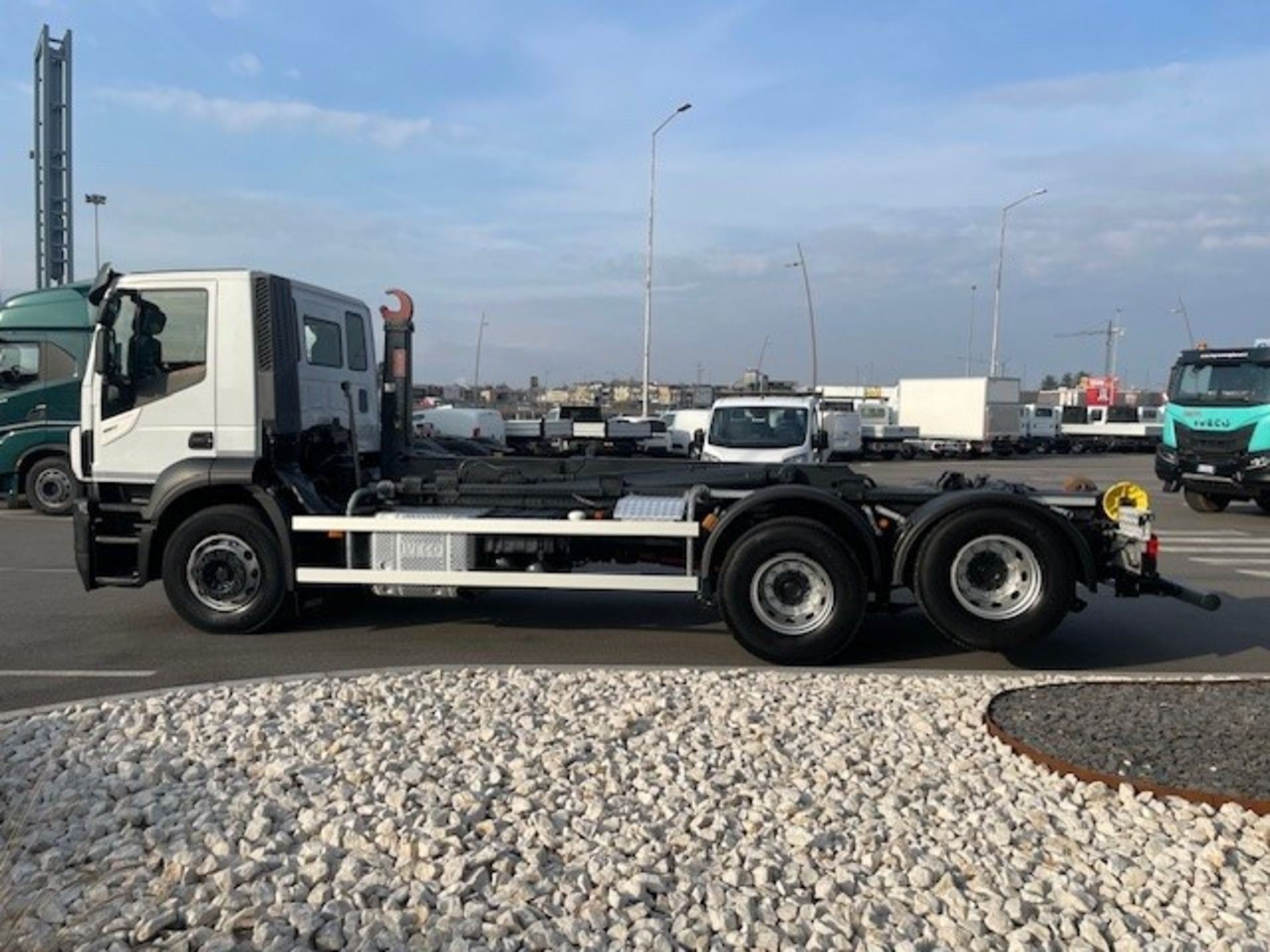 IVECO Stralis AD 260X46Y/PS E6 con gancio scarrabile - AUTO INDUSTRIALE BERGAMASCA
