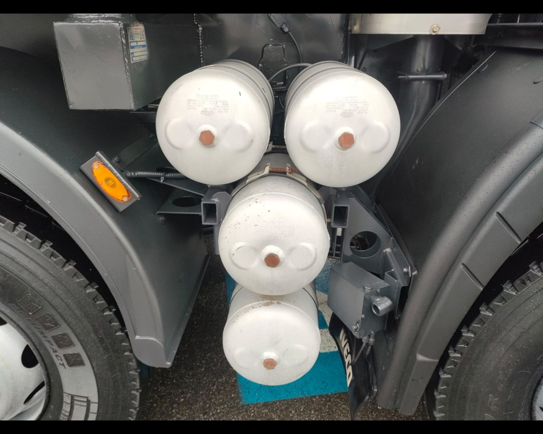 IVECO TRAKKER  AD 410 T450 CAVALLI  Euro 5 - AUTO INDUSTRIALE BERGAMASCA