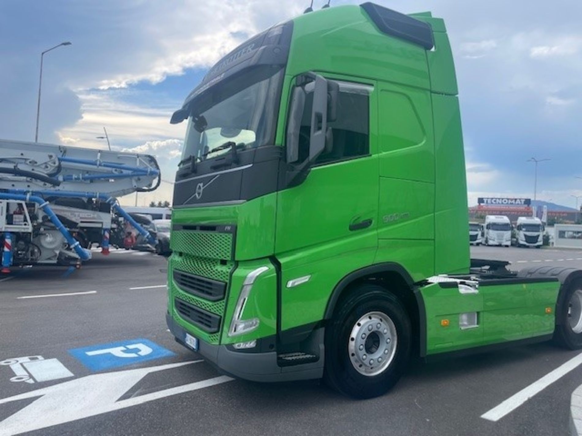 VOLVO TRUCKS VOLVO FH 13.500 I-SAVE AUTOMATICO E RETARDER - AUTO INDUSTRIALE BERGAMASCA