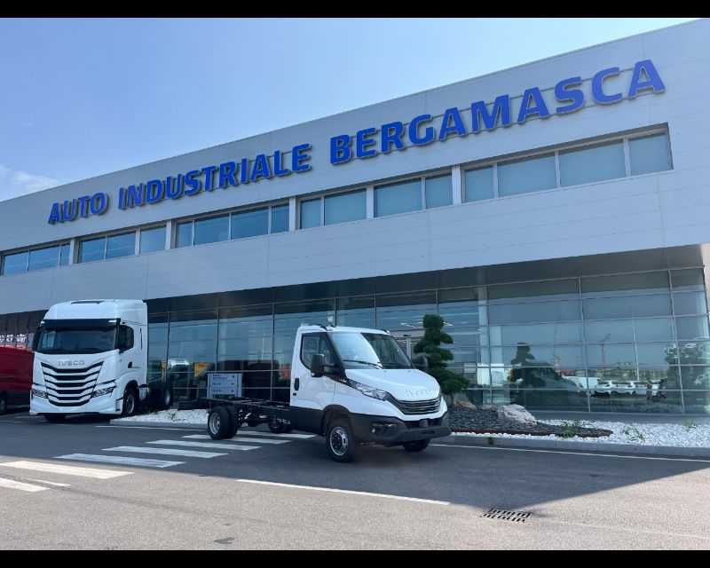 IVECO 35C18HA8 - AUTO INDUSTRIALE BERGAMASCA